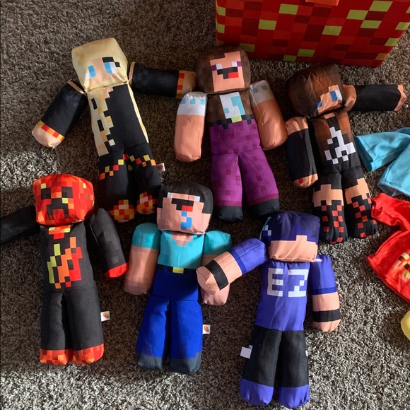 Preston Playz Plush Minecraft Set with Storage Box - Picture 2 of 5